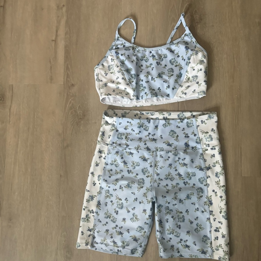 Floral athleisure MATCHING SET SIZE medium